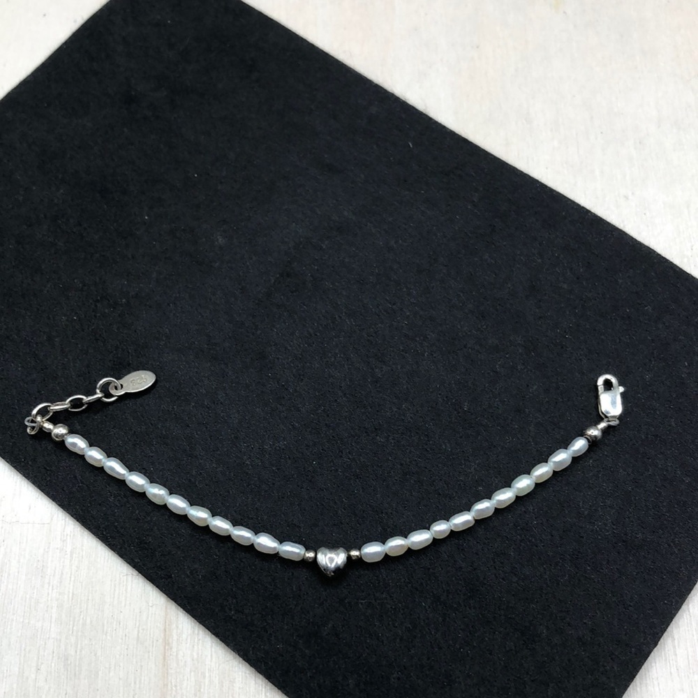 Vintage rice pearls heart charm sterling silver 925 bracelet.